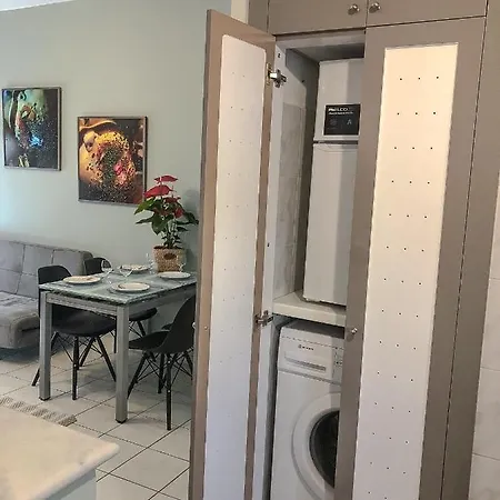 Sofia 3 Apts Nea Chora Chania Steps From The * Hanya