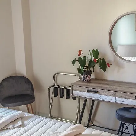 Sofia 3 Apts Nea Chora Chania Steps From The