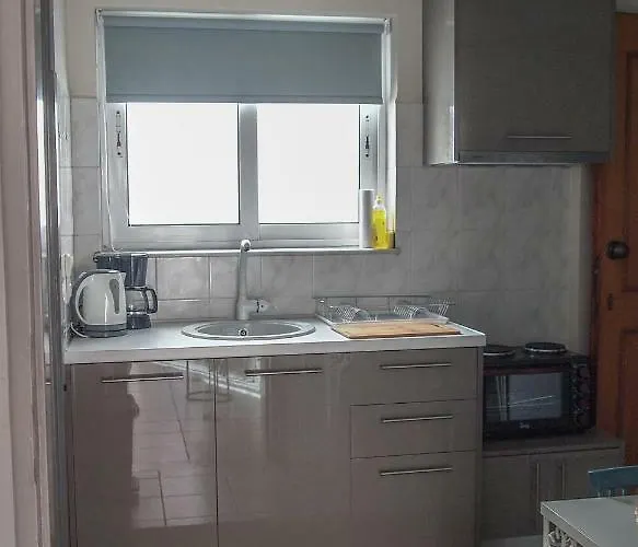 Sofia 3 Apts Nea Chora Chania Steps From The דירה