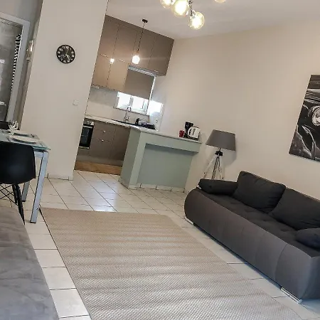 Sofia 3 Apts Nea Chora Chania Steps From The * La Canée