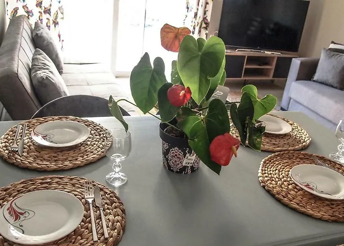 Sofia 3 Apts Nea Chora Chania Steps From The 公寓 *